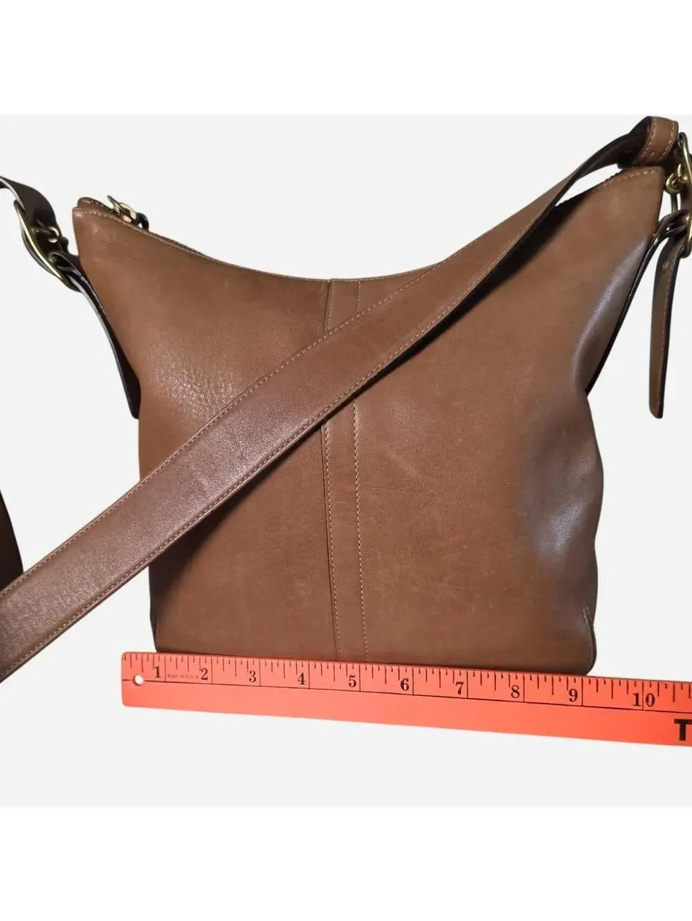 Vintage Coach Brown Leather adjustable crossbody Shoulder Bag. 9328